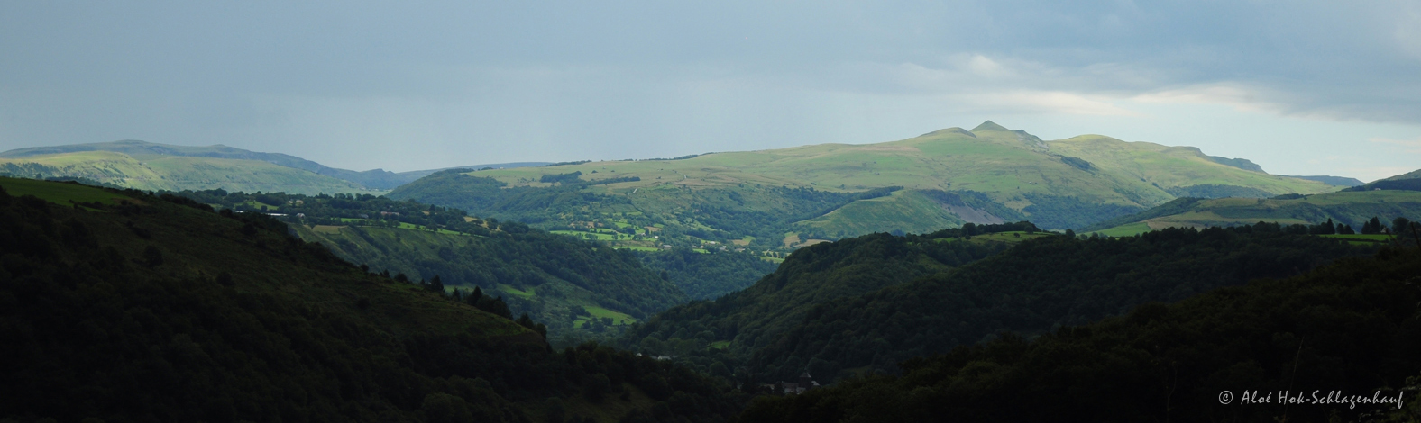 Volcans du Cantal, Copyright : Alo&eacute; Hok-Schlagenhauf.